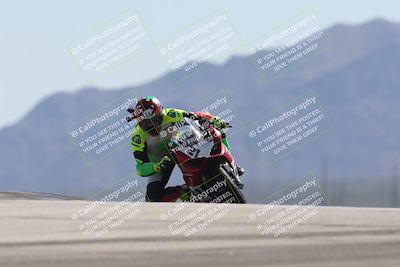 media/Oct-13-2025-Moto Forza (Mon) [[a66d839500]]/3-B Group/Session 4 (Turn 9)/